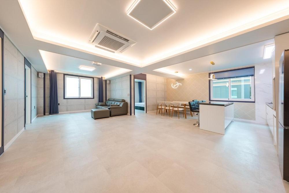 Gangneung Hanbit Stay Habitación foto